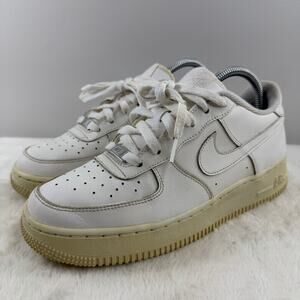 Nike Air Force 1 Low Triple White 314192-117 Youth 7Y / Men’s 7 / Women’s 8.5